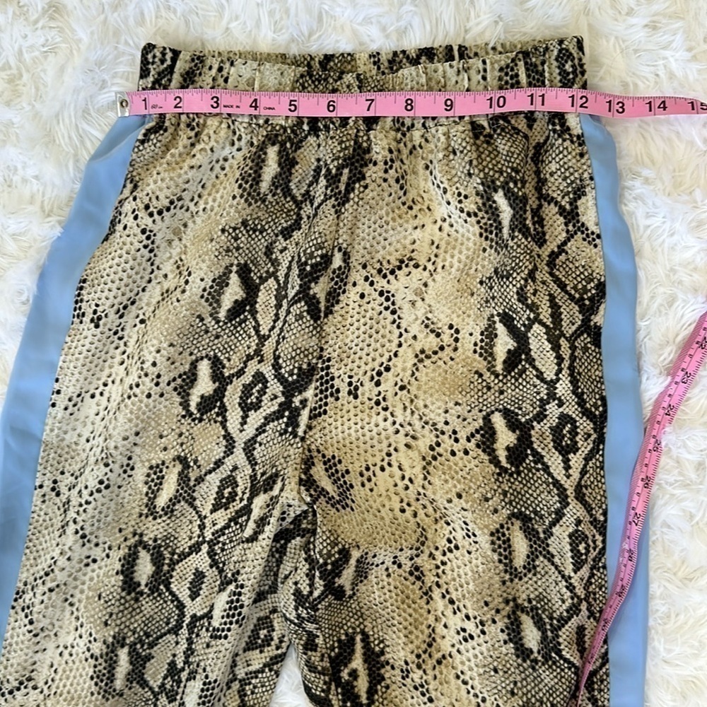 Snakeskin pants - Picture 3 of 7